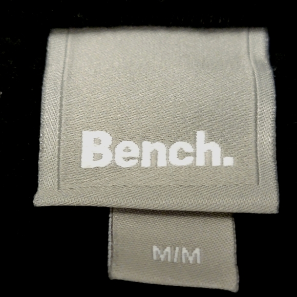 Womans size M Bench brands sweater - Picture 3 of 3